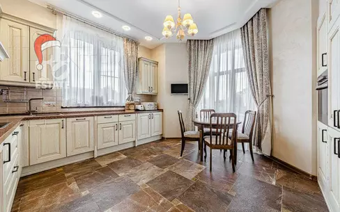 2-этажный таунхаус 250 м² с отделкой