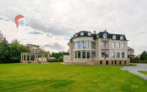 2-этажный коттедж 1 200 м² с отделкой