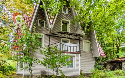 3-этажный коттедж 150 м² с отделкой