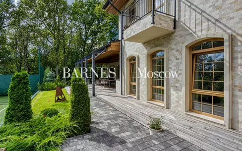 2-этажный коттедж 543 м² с отделкой