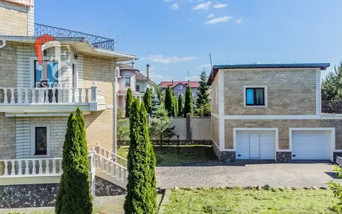 2-этажный коттедж 479.7 м² с отделкой