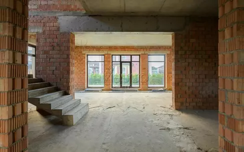 2-этажный коттедж 348 м² без отделки