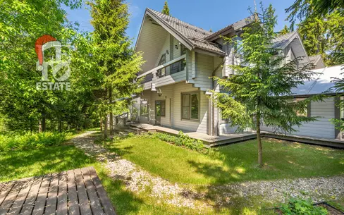 2-этажный коттедж 400 м² с отделкой