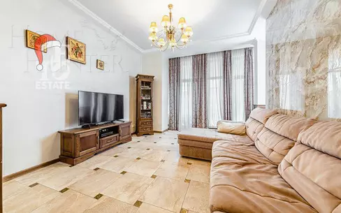 2-этажный таунхаус 250 м² с отделкой