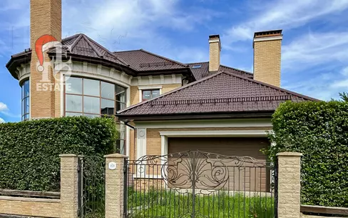 3-этажный коттедж 680 м² без отделки