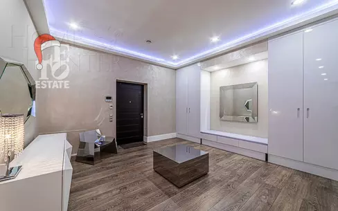 3-КОМН. КВАРТИРА С ОТДЕЛКОЙ 220 М² НА 2 ЭТАЖЕ