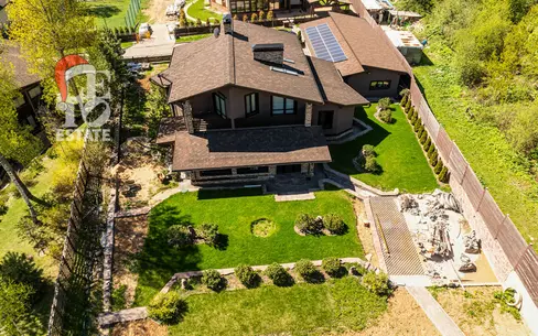 2-этажный коттедж 404 м² с отделкой