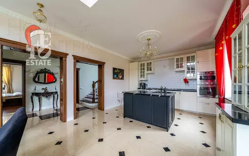 2-этажный коттедж 318.7 м² с отделкой