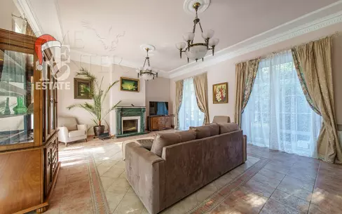 3-этажный коттедж 475 м² с отделкой