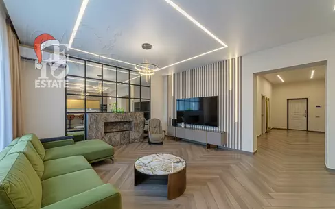 2-этажный коттедж 241 м² с отделкой