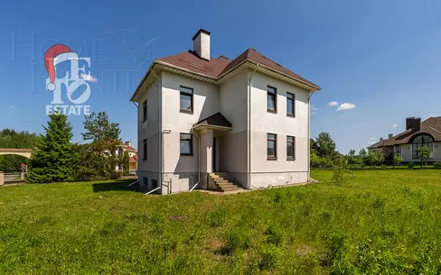 2-этажный коттедж 820 м² без отделки