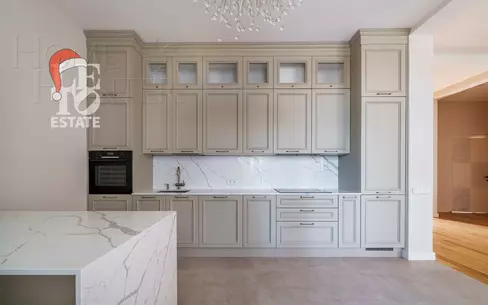 4-КОМН. КВАРТИРА С ОТДЕЛКОЙ 197.3 М² НА 4 ЭТАЖЕ