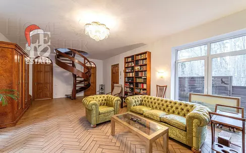 3-этажный коттедж 157.9 м² с отделкой