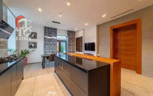 2-этажный коттедж 520 м² с отделкой