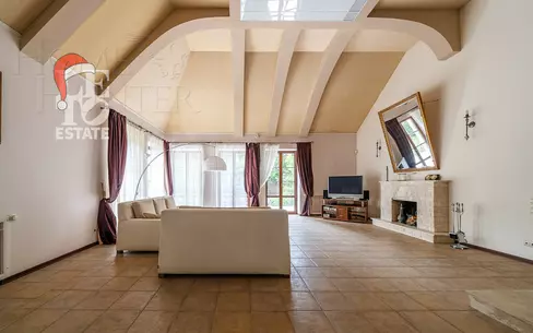 2-этажный коттедж 650 м² с отделкой