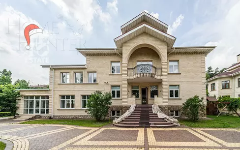 2-этажный коттедж 1 087 м² с отделкой