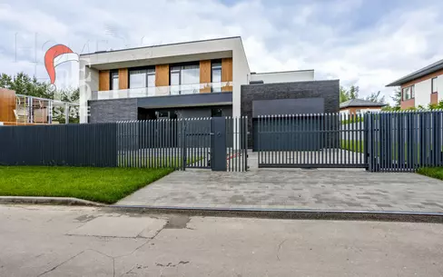 2-этажный коттедж 604 м² с отделкой