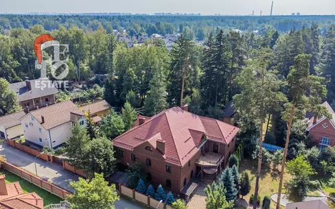 2-этажный коттедж 699.6 м² с отделкой