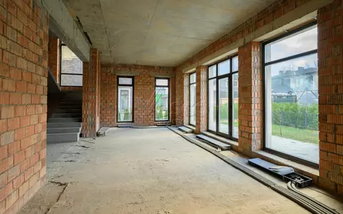 2-этажный коттедж 348 м² без отделки