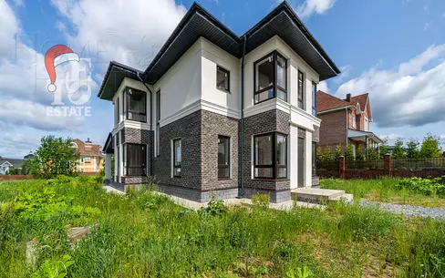 2-этажный коттедж 240 м² без отделки