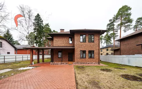 2-этажный коттедж 290 м² с отделкой