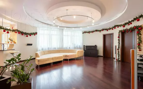 4-КОМН. КВАРТИРА С ОТДЕЛКОЙ 200 М² НА 18 ЭТАЖЕ