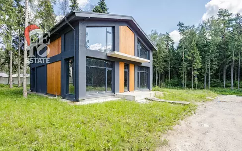 2-этажный коттедж 272 м² без отделки