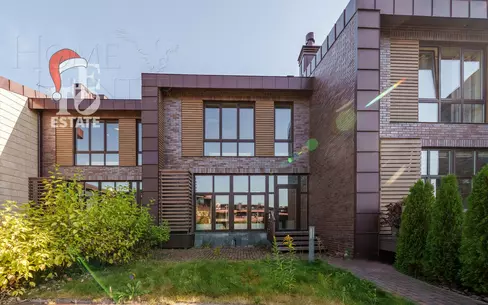 2-этажный таунхаус 270 м² без отделки