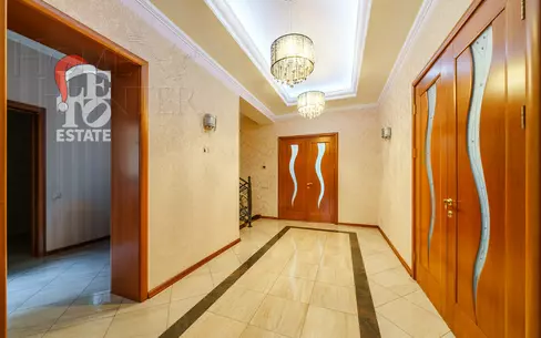 2-этажный коттедж 1 000 м² с отделкой