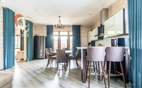 2-этажный коттедж 300 м² с отделкой