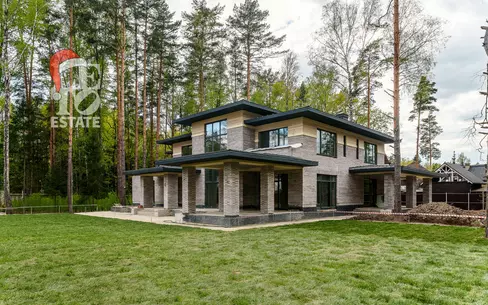 2-этажный коттедж 460 м² без отделки