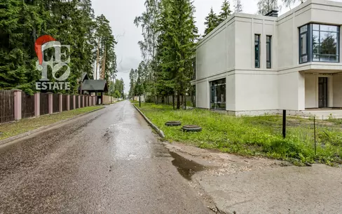 2-этажный коттедж 526 м² без отделки