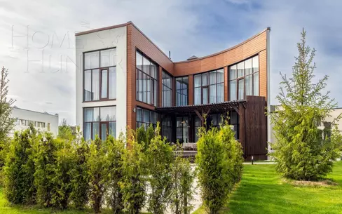 2-этажный коттедж 500 м² с отделкой