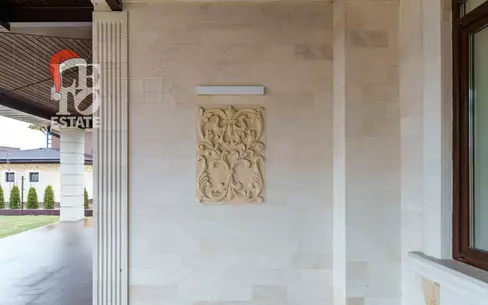 2-этажный коттедж 400 м² с отделкой