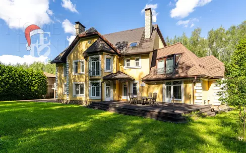 2-этажный коттедж 700 м² с отделкой