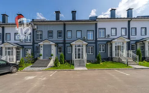 2-этажный таунхаус 286.7 м² с отделкой