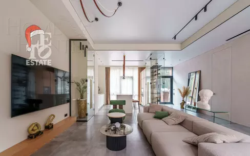 3-этажный таунхаус 238 м² с отделкой