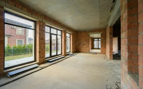 2-этажный коттедж 348 м² без отделки