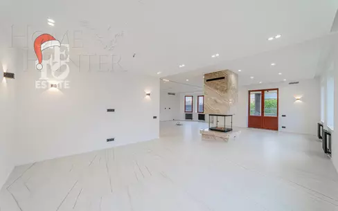 2-этажный коттедж 693 м² с отделкой