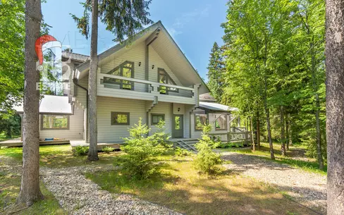 2-этажный коттедж 400 м² с отделкой