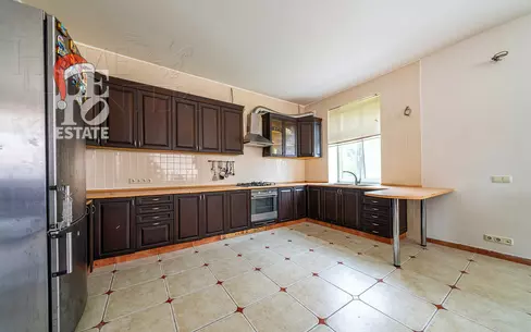 2-этажный коттедж 614 м² с отделкой