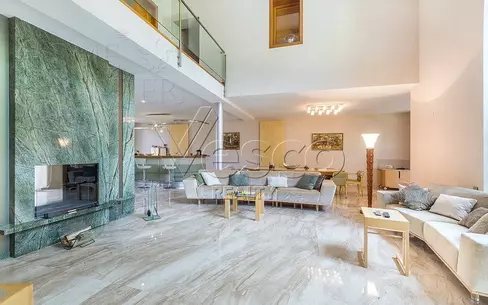 2-этажный коттедж 1 300 м² с отделкой