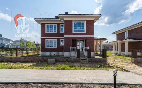 2-этажный коттедж 287.1 м² с отделкой