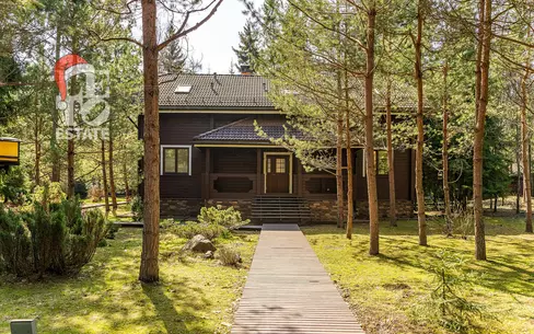 2-этажный коттедж 219 м² с отделкой