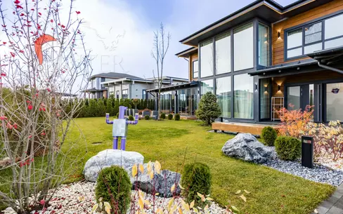 2-этажный коттедж 354 м² с отделкой