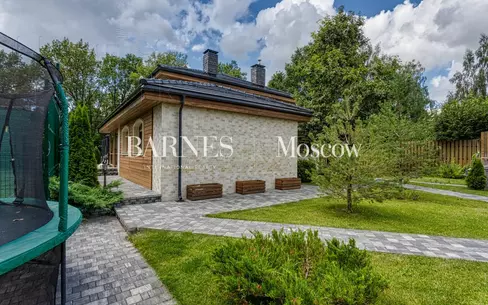 2-этажный коттедж 543 м² с отделкой