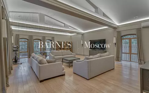 2-этажный коттедж 543 м² с отделкой