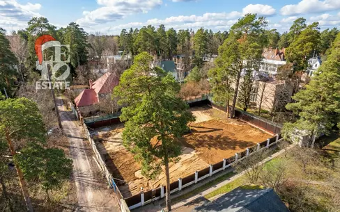 Участок 12 сот. в охраняемом поселке