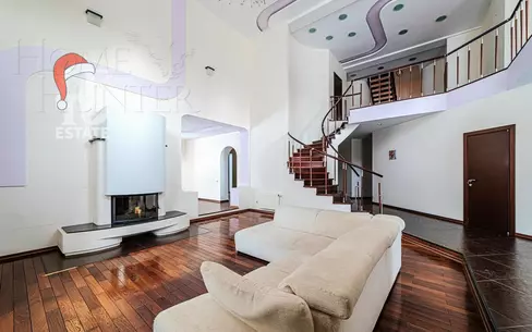 3-этажный коттедж 742 м² с отделкой