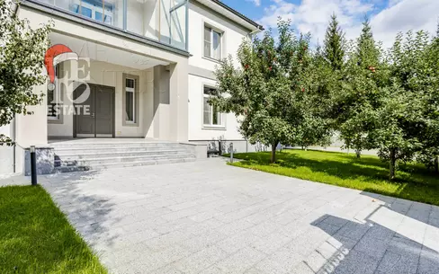 2-этажный коттедж 1 438 м² с отделкой